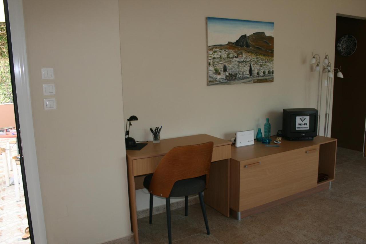 Kiki Stegna Apartman Arhángelosz Kültér fotó