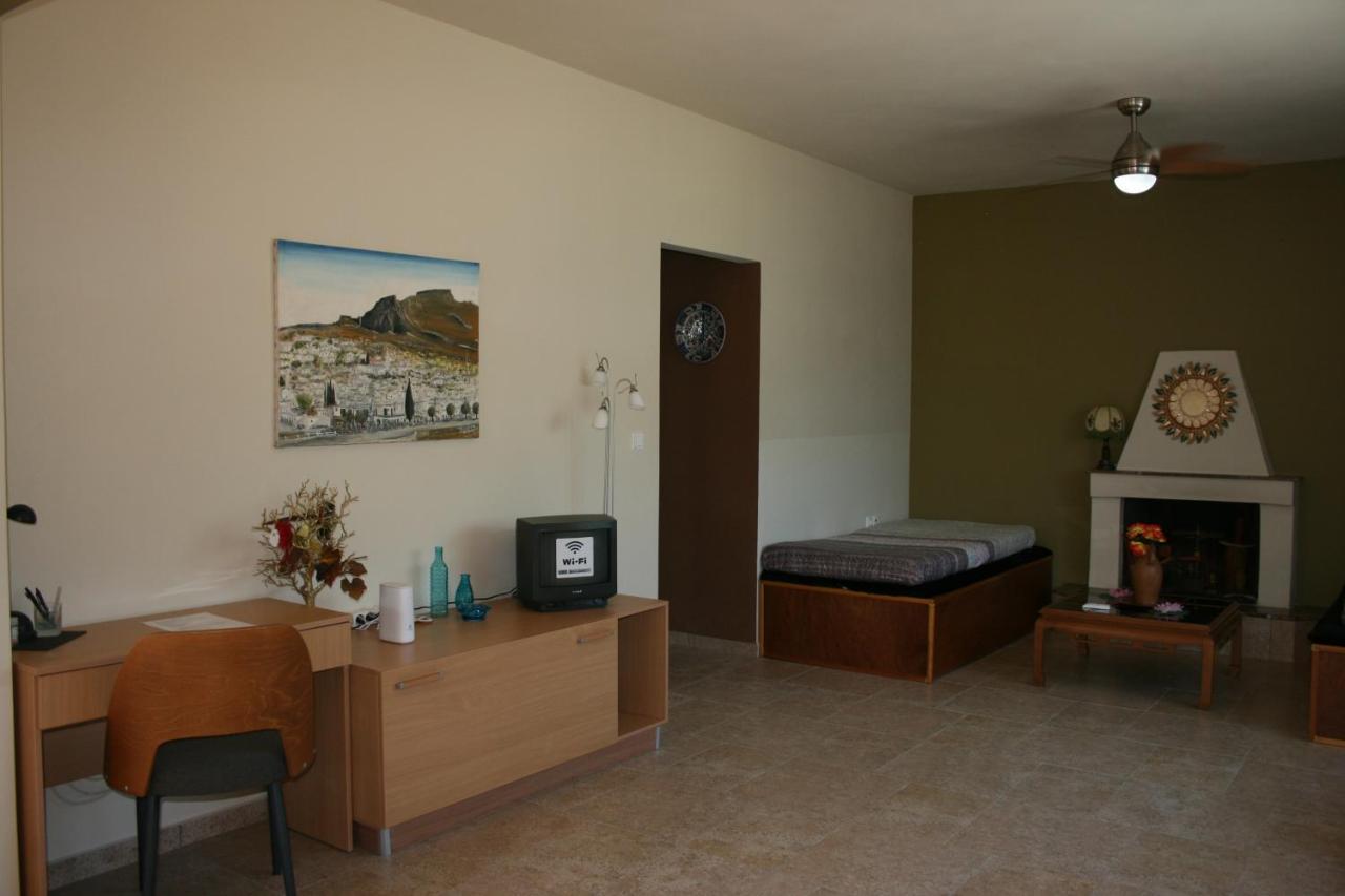 Kiki Stegna Apartman Arhángelosz Kültér fotó