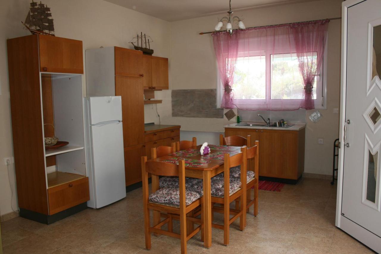 Kiki Stegna Apartman Arhángelosz Kültér fotó